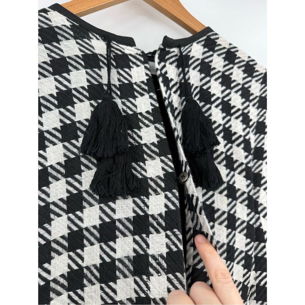 Casilda Mut Houndstooth Wool Poncho Top | Black & White | OS - Picture 5 of 7